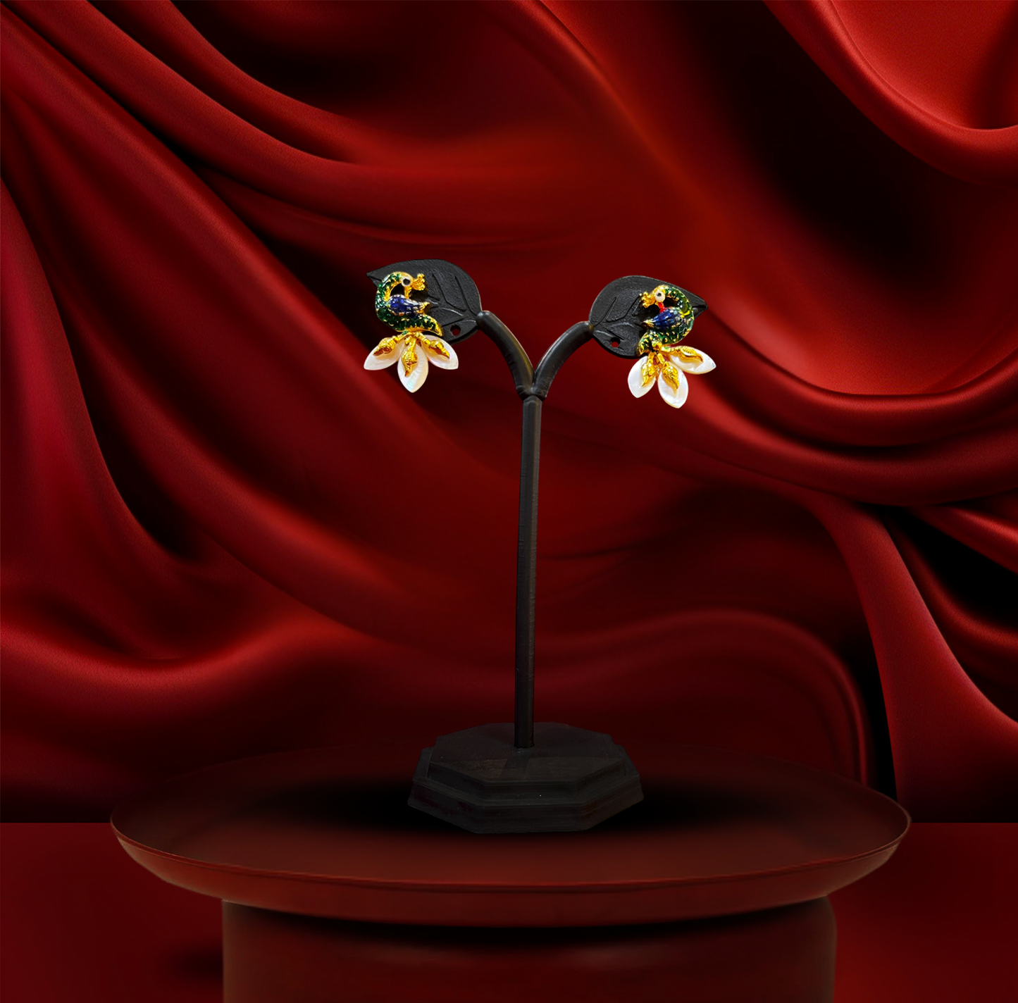 24K Gold-Plated - Handcrafted Peacock Design Shell Jewelry Set with Pearl Detailing