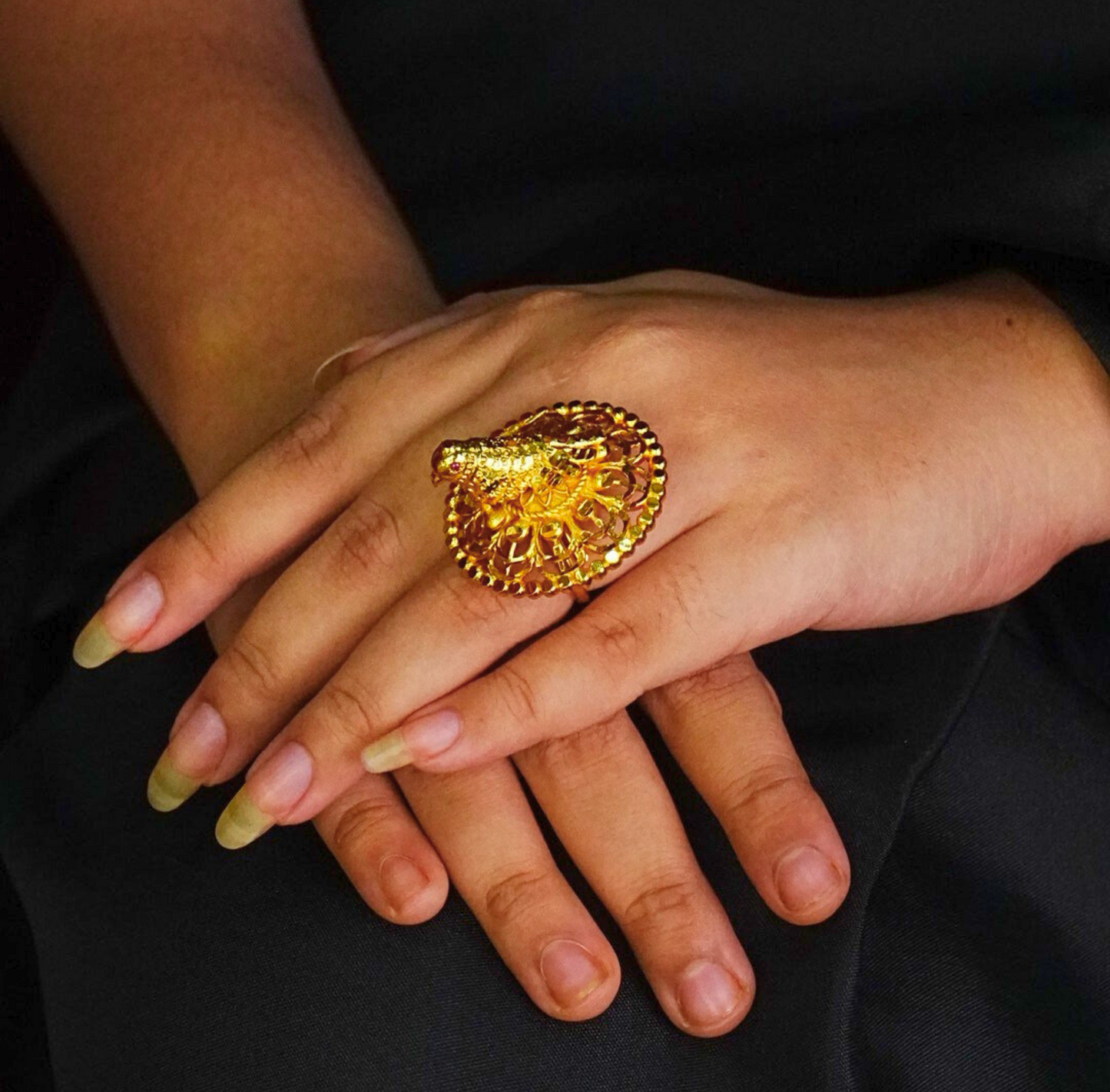 24K Gold-Plated - 3D Peacock Motif Adjustable Finger Ring
