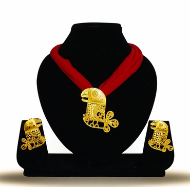 24K Gold-Plated Parrot Motif Pendant Set – Intricate Filigree Work with Floral Tail Detailing