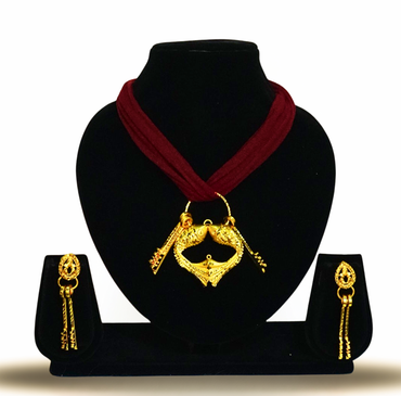 24K Gold-Plated Double Fish Motif Pendant Set – Symbol of Prosperity & Harmony