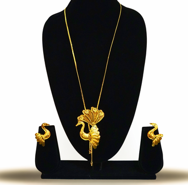 24K Gold-Plated Peacock Motif Tie Chain – Elegant Long Pendant Set