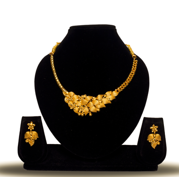 24K Gold-Plated Leaf Cluster Necklace Set with Earrings