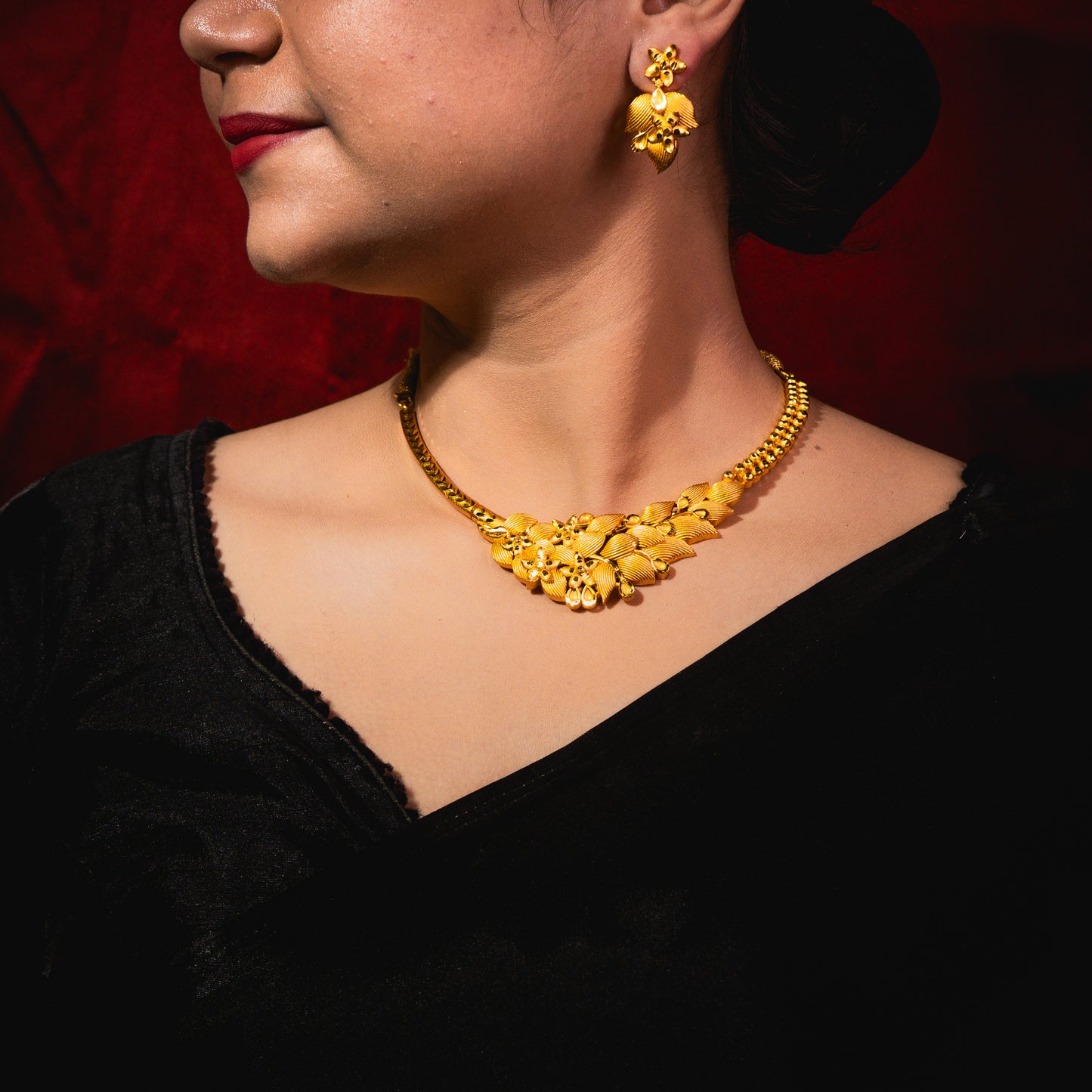 24K Gold-Plated Leaf Cluster Necklace Set with Earrings