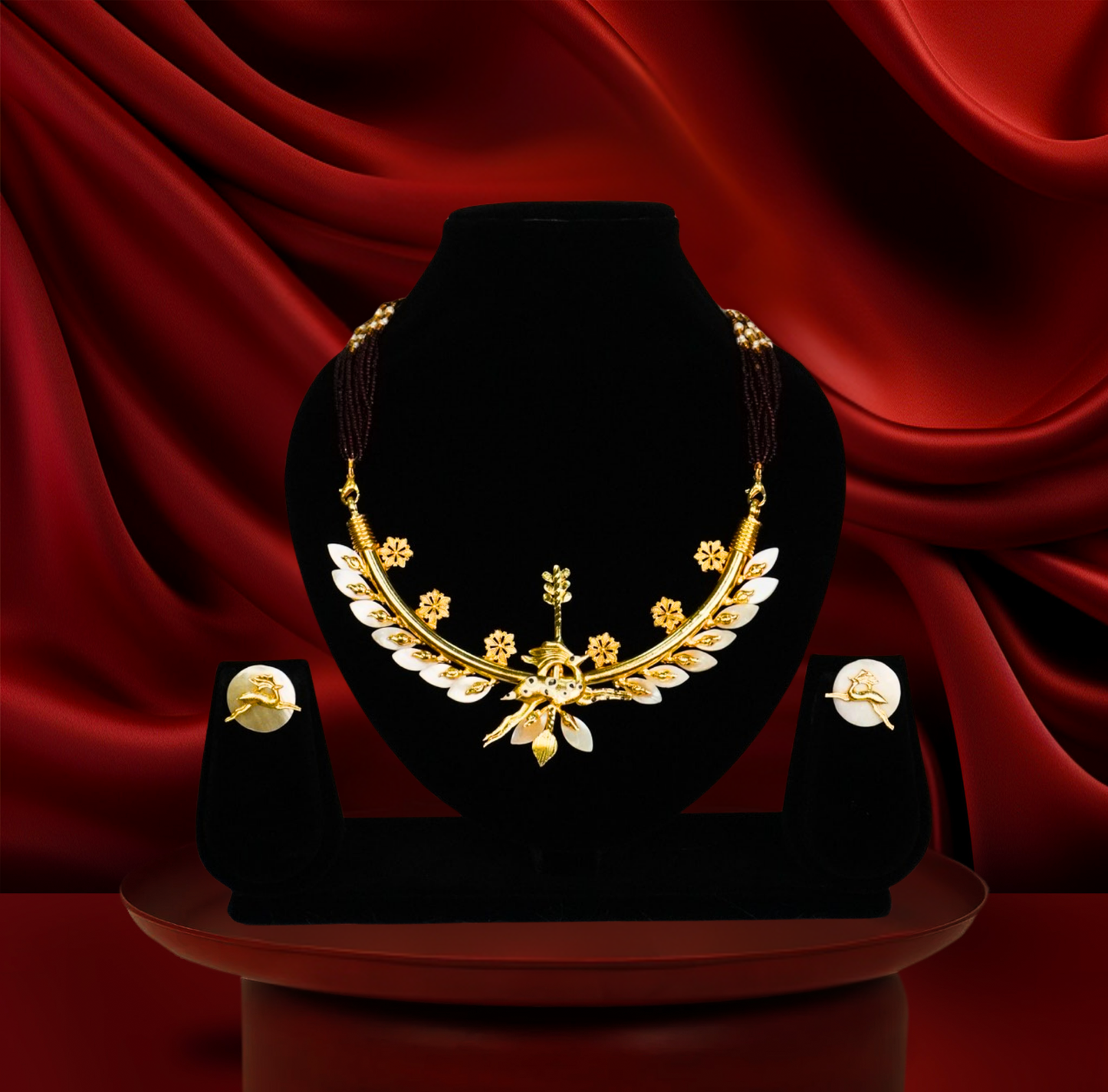 Golden Bird Motif original Shell Necklace Set – 24K Gold-Plated with Mother-of-Pearl Detailing
