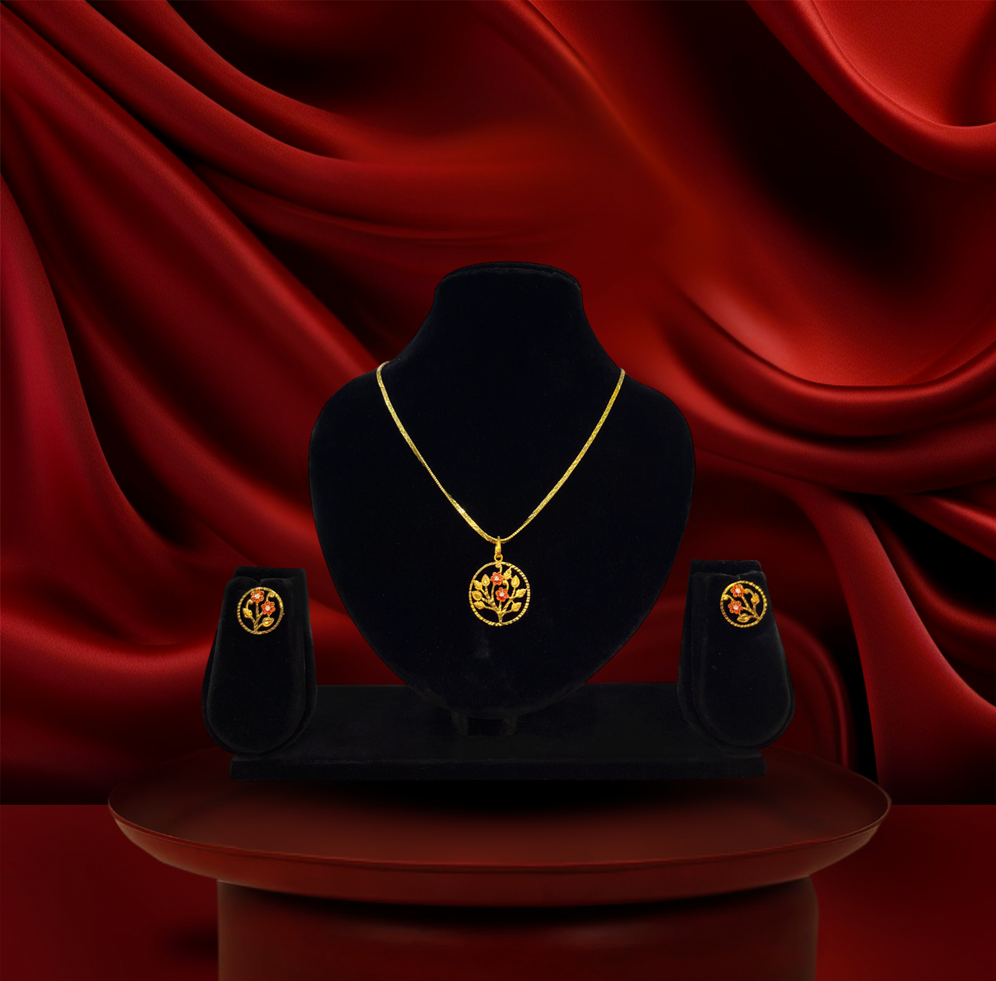 24K Gold-Plated - Elegant Floral Flower Gold-Plated Pendant  Set with Matching Earrings