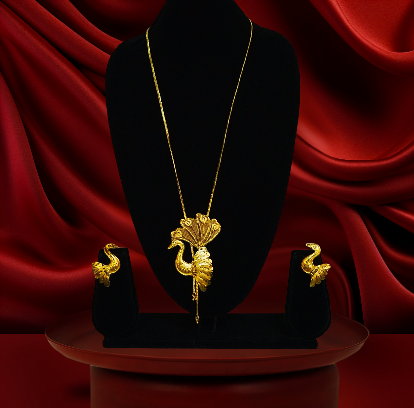 24K Gold-Plated Peacock Motif Tie Chain – Elegant Long Pendant Set