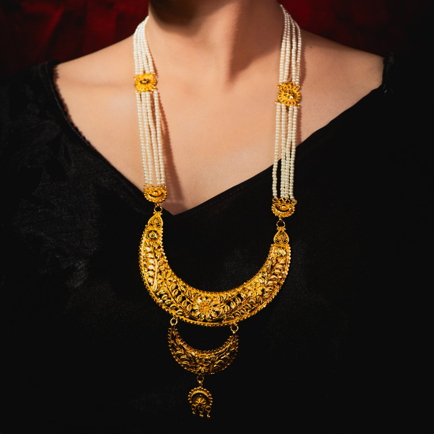 Regal Moon Crescent Bridal Set – 24K Gold-Plated Long pearl set with Earrings