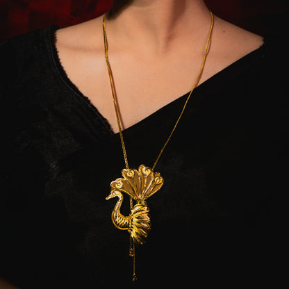24K Gold-Plated Peacock Motif Tie Chain – Elegant Long Pendant Set